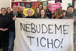 Slovensko 2025 očima lidských práv: změny Ústavy, oslabování svobody médií i segregace romských dětí - Médium.cz